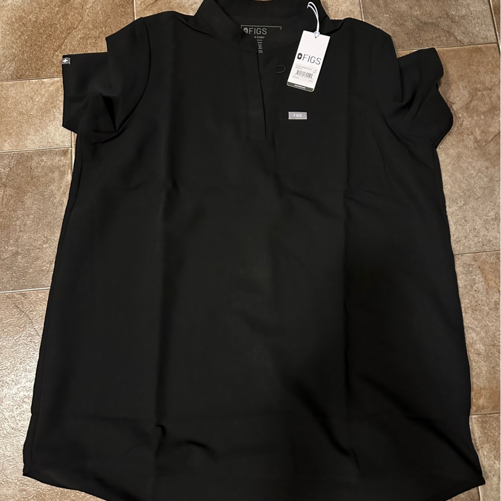 FIGS Kitale Maternity 2.0 Scrub Top for Women- Brand new/Never worn